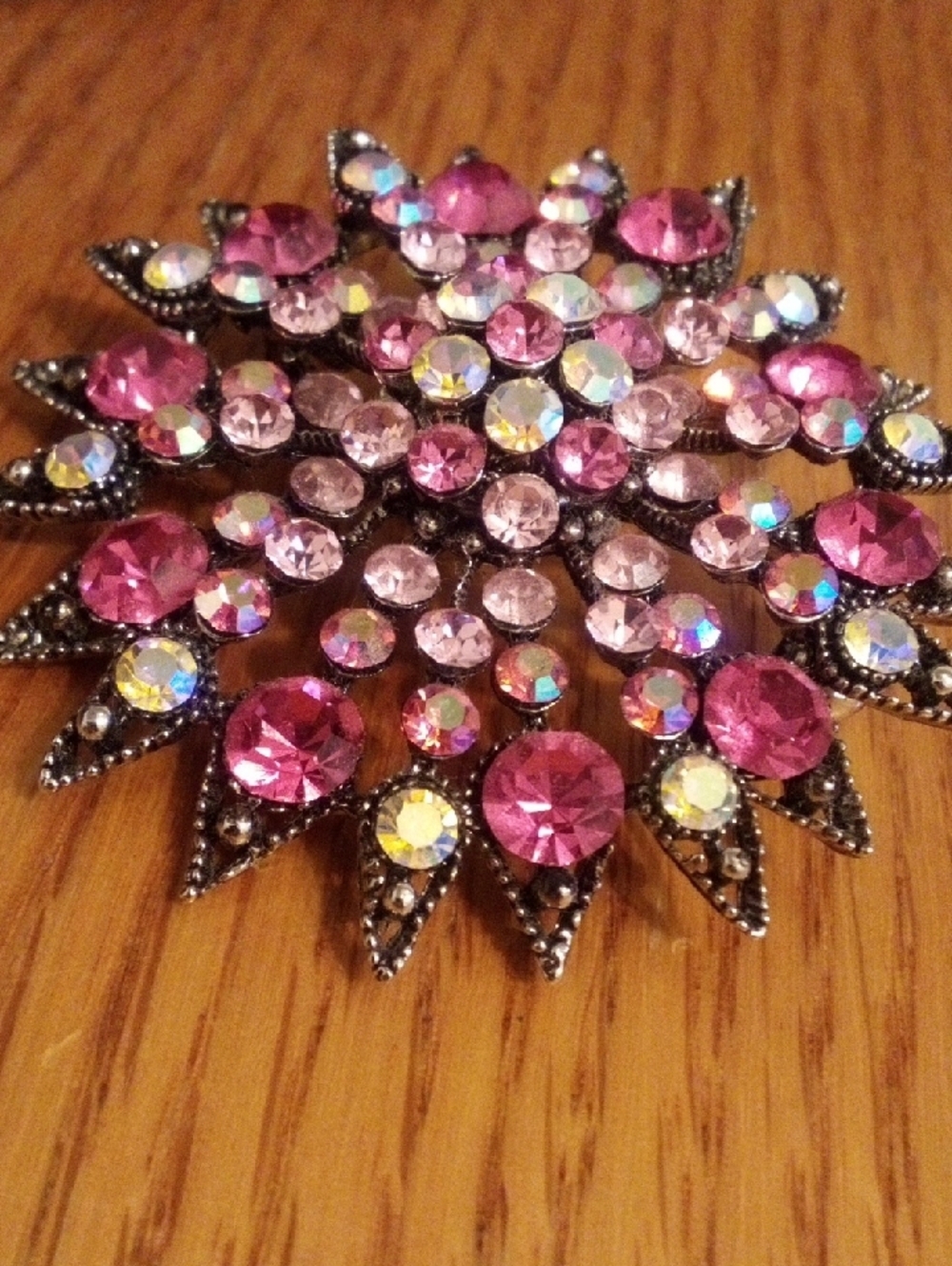 Pink Crystal Burst Brooch - Picture 2 of 5